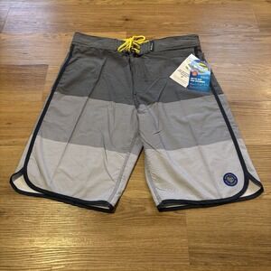 NEW Banana Boat Swim Trunks Men's Large UPF 50+ Striped Fast Dry Shorts Stretch